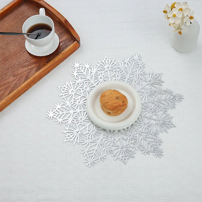 Gold Silver Hollow 6pcs Placemats Pvc Insulation Pad Dining Cup Table Mat Coaster Waterproof and Oil-Proof Table Mat Decoration